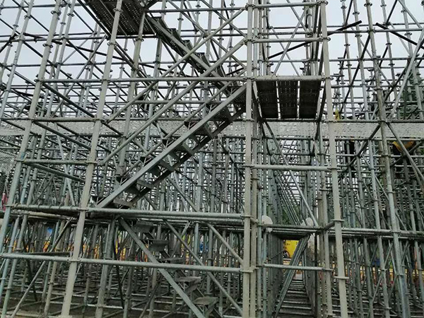選擇沈陽腳手架租賃公司，為建筑工地添動力，安全高效施工！